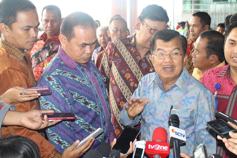 Wakil Presiden Republik Indonesia Membuka Ajang AITIS 2016